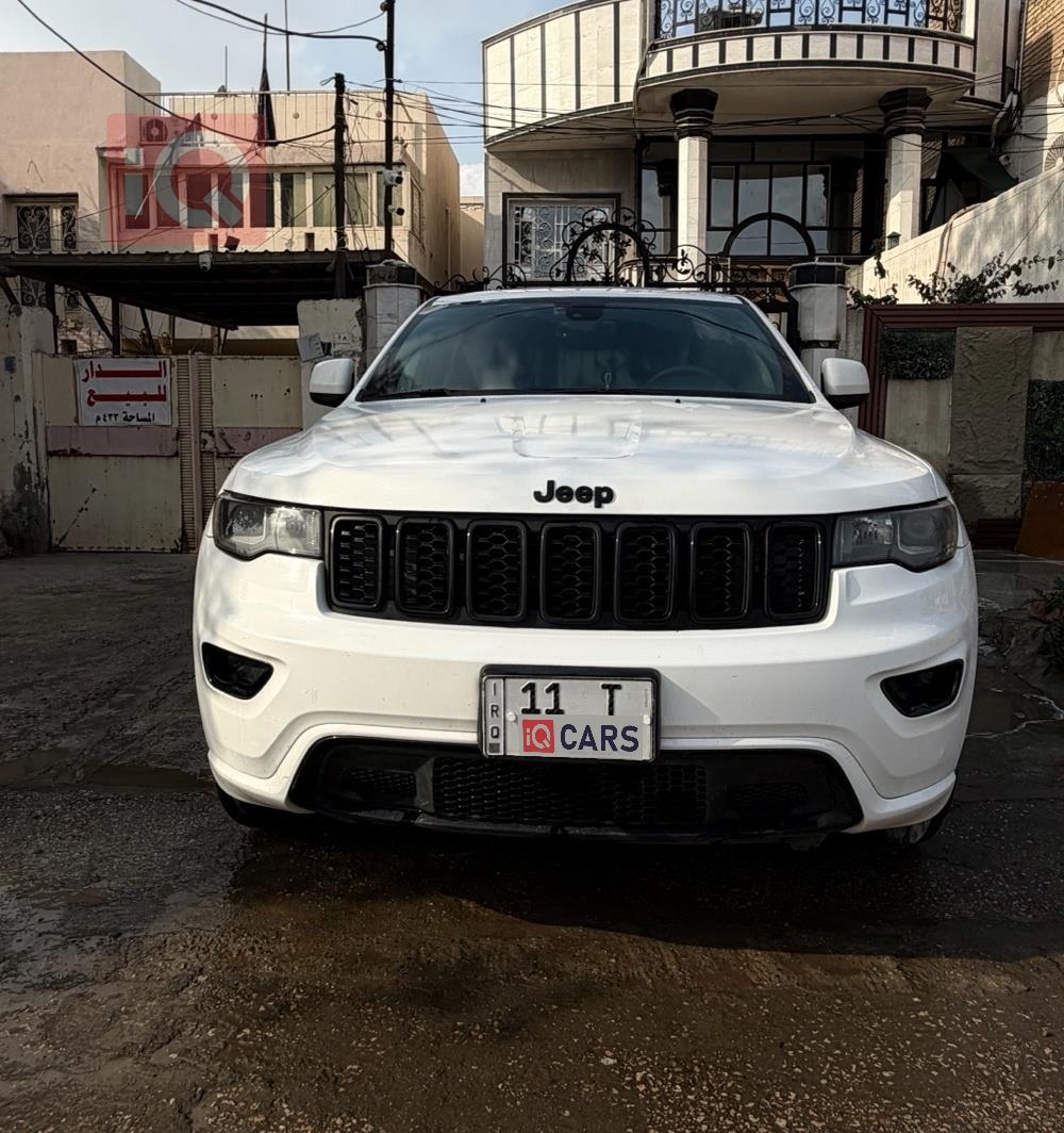 جيب جراند شيروكي